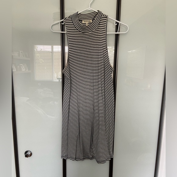 Mock neck striped dress, above the knee - Picture 1 of 3